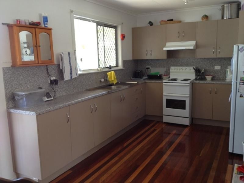 285 Duthie Avenue, Frenchville QLD 4701